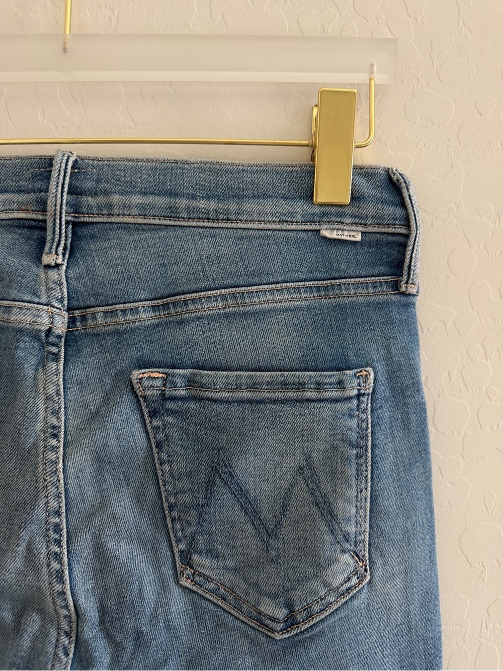 MOTHER Mid Rise Dazzler Ankle Fray Jeans in Riding The Cliffside Size 29 - Picture 8 of 13
